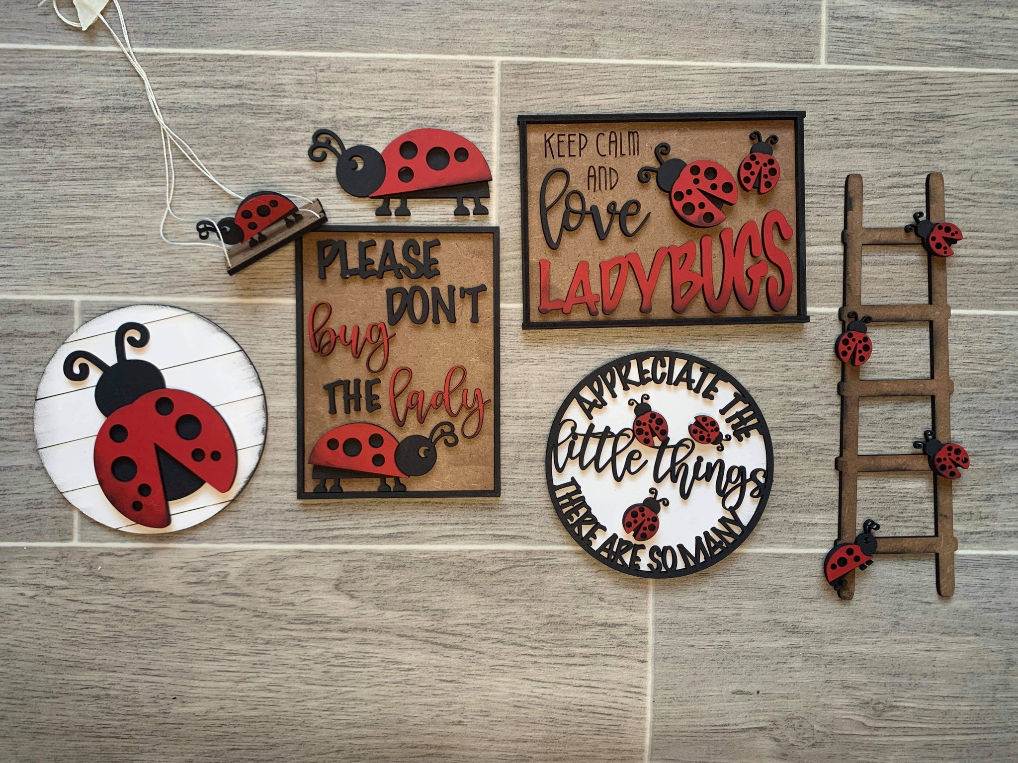 Lady bugs Tiered Tray set unfinished